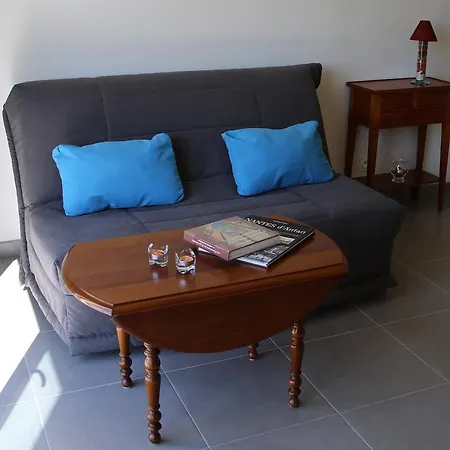 Tatil Evi Le Charme- Les Gites De La Charmeliere. *
